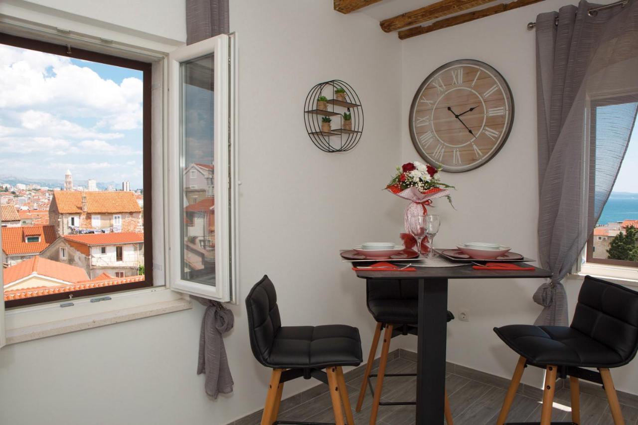 Apartments Angela With Old Town View Spalato Esterno foto